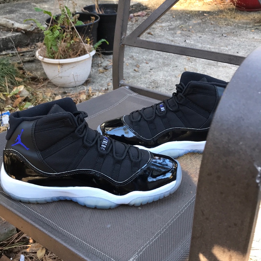 JORDAN 11 SPACE JAM (2016)